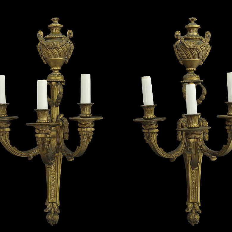 Pair of gilded metal sconces, 20th century