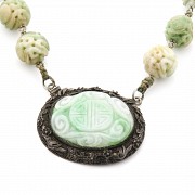 A carved jade collar, 19th century