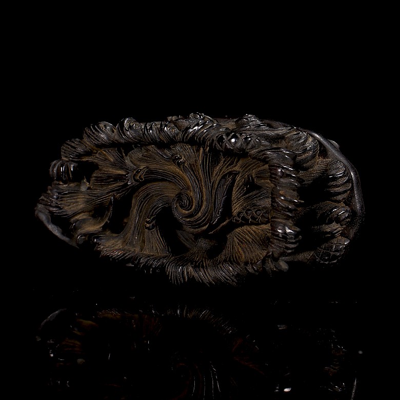 Carved jade figurine ‘Duck and Lotus’, Qing dynasty