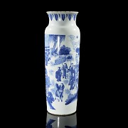 Enamelled porcelain vase ‘Scene’, Qing dynast