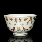 Enamelled porcelain ‘Butterflies’ bowl, Qing dynasty