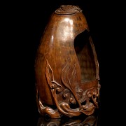 Buddhist bamboo altar with poem, Qing dynasty, 19th-20th century