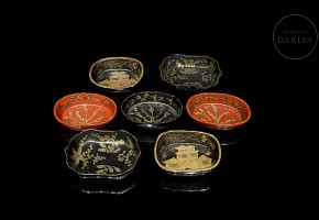 Set of lacquered wooden bowls, 20th century