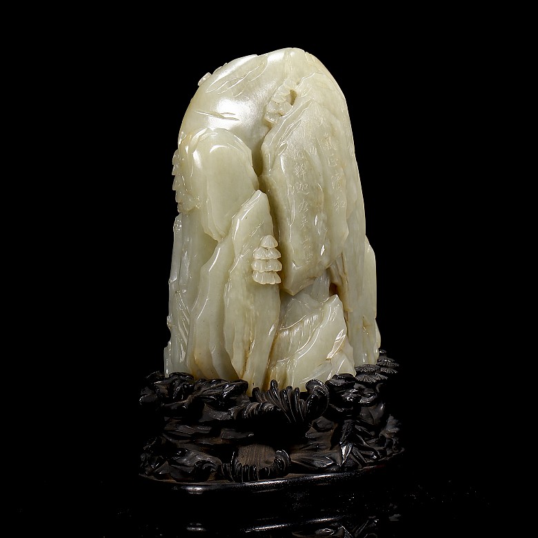 Carved jade figurine “Buddha in the grotto”, Qing dynasty