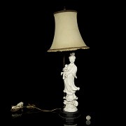 Lamp with porcelain figure 