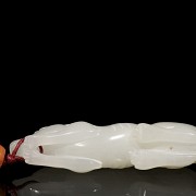 White jade pendant 