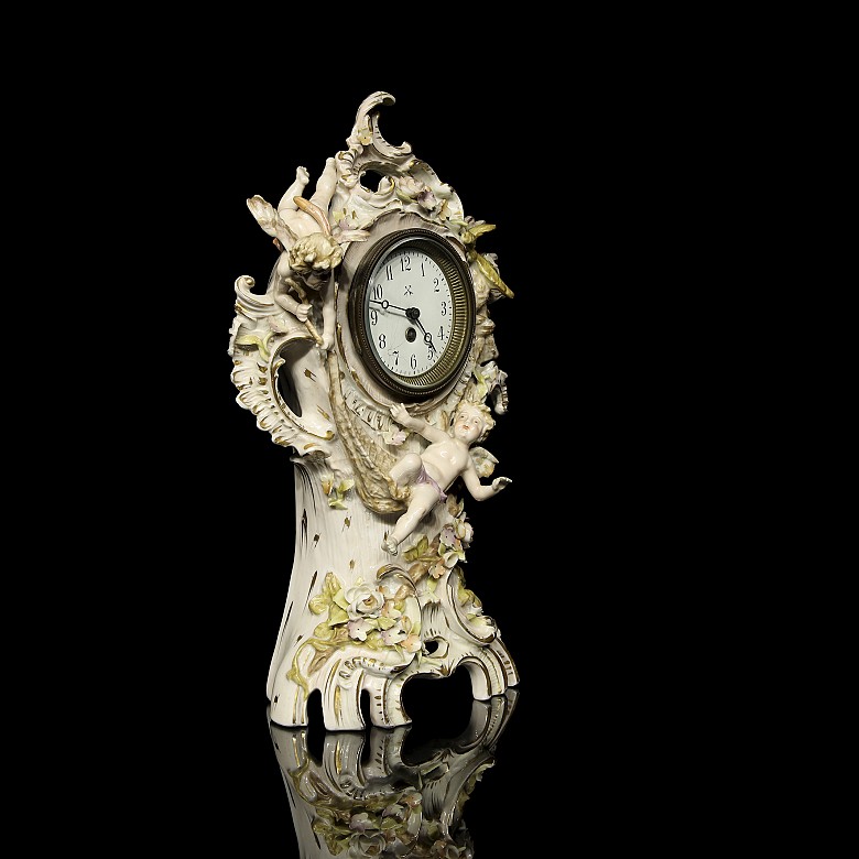 Schierholz ‘Porcelain clock with cherubs’ 19th-20th century