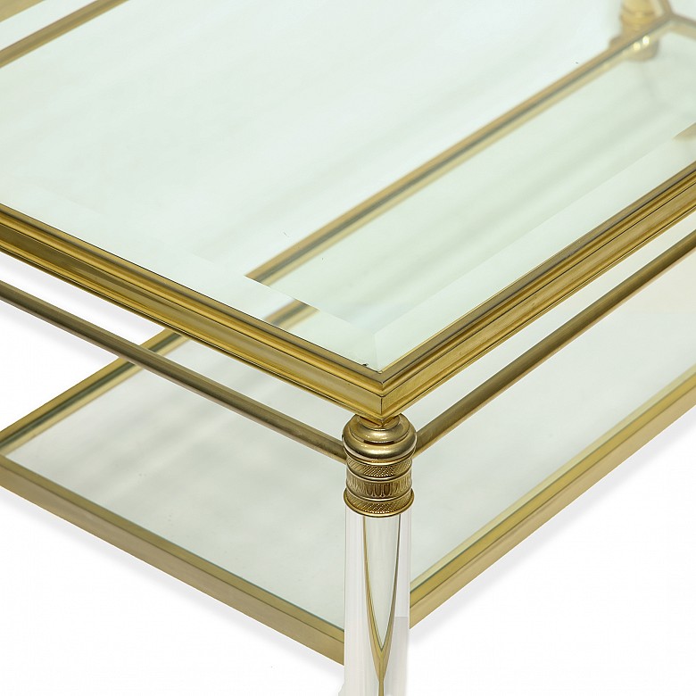 Coffee table in brass and glass