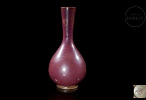 Flambé-glazed ceramic vase, Qing dynasty