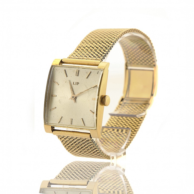 Vintage ‘Lip’ watch in 18kt yellow gold