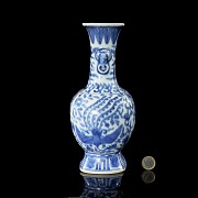 Blue and white porcelain vase ‘Phoenix and dragon’, with Ming seal