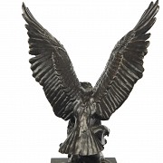 Bronze sculpture 