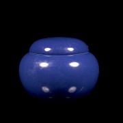 Blue glazed porcelain “Go” box, Qing dynasty