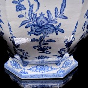 Hexagonal ‘Sanduo’ blue and white glazed vase, with Qianlong seal