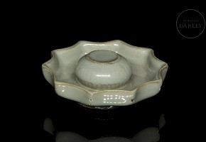 Small celadon ceramic vessel, Song style