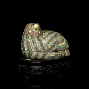 Porcelain enameled ‘Quail’ box, Chinese Republic