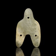 Carved jade pendant, Han dynasty