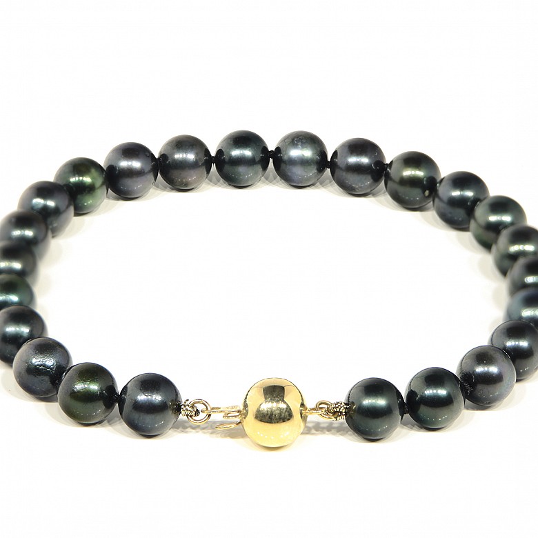 Akoya black pearl bracelet