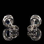 Pendientes en oro blanco de 18 k, zafiros y diamantes