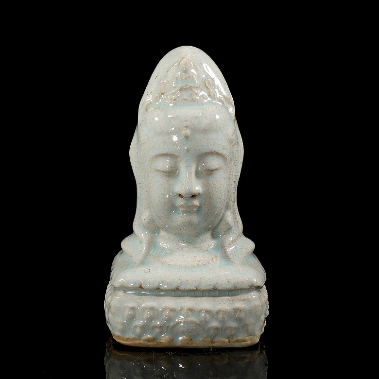 Glazed porcelain figure ‘Head of Guanyin’, Hutian Kiln