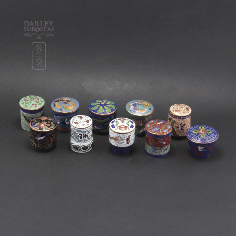 Set of 10 jars with lids Chinese cloisonne