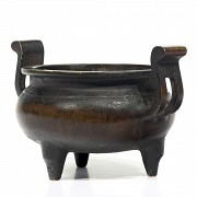 Bronze censer with handles, with Xuande mark