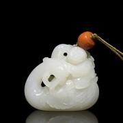 White jade pendant 