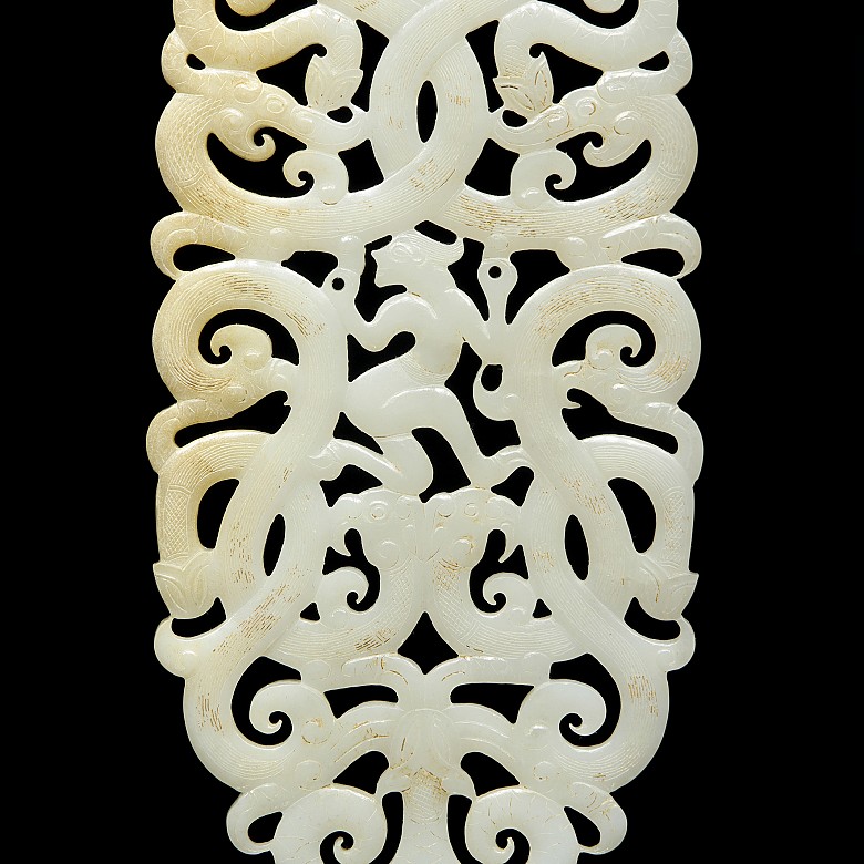 White jade openwork plaque, Western Han dynasty