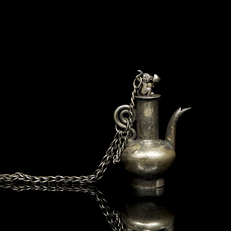 Small silver jug ‘Monkey and peach’ - 3