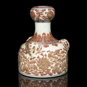 Chinese porcelain vase, 20th century