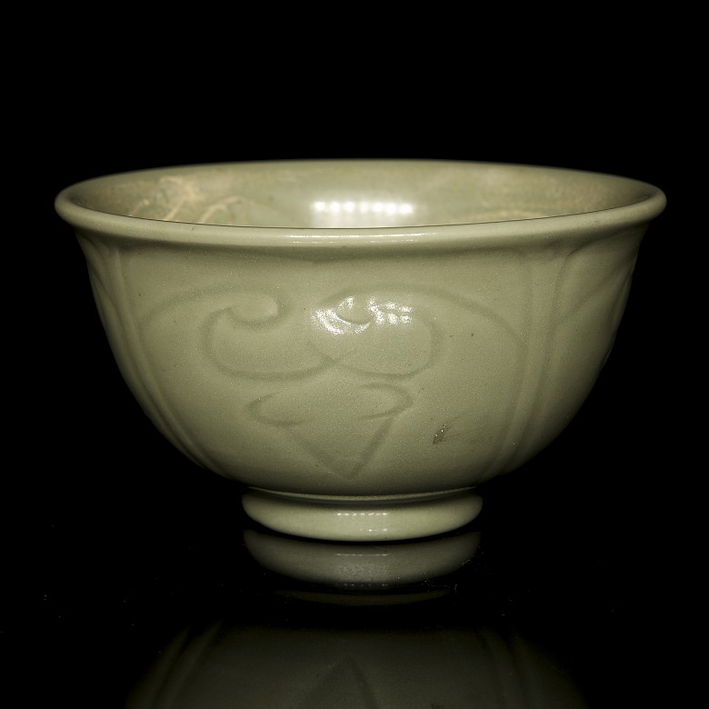 Glazed ceramic bowl, Song style