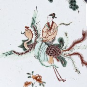 Large enameled porcelain plate, Qing dynasty.