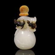 Agate Snuff Bottle, Qing dynasty, Qianlong