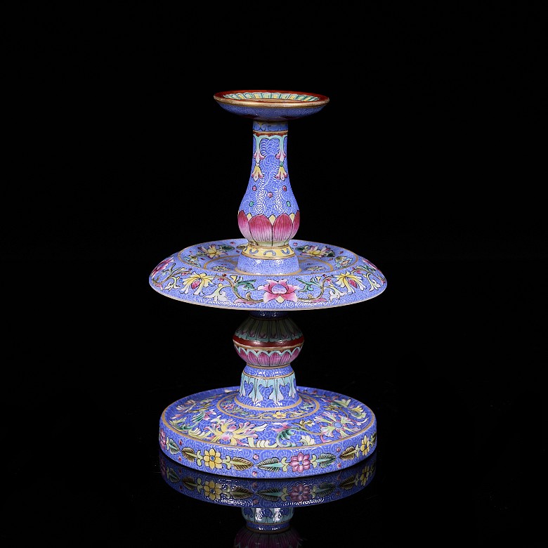 Glazed porcelain candlestick “famille rose”, Qing dynasty, with Qianglong seal