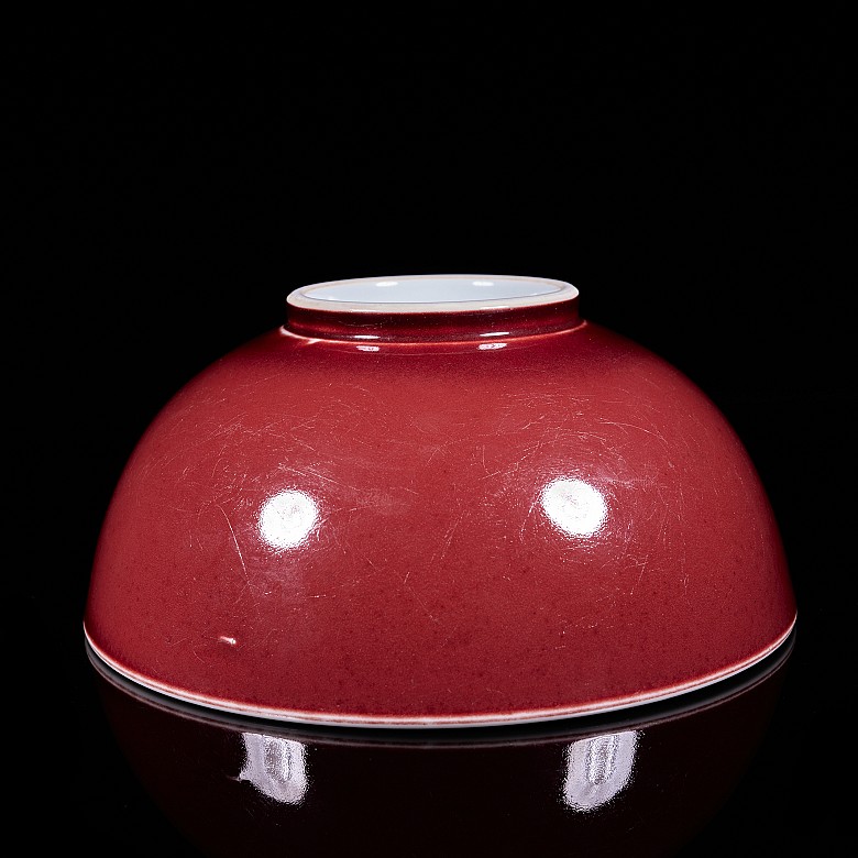 Large red glazed porcelain bowl, Qing dynasty