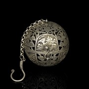 Silver openwork pendant, Tang dynasty