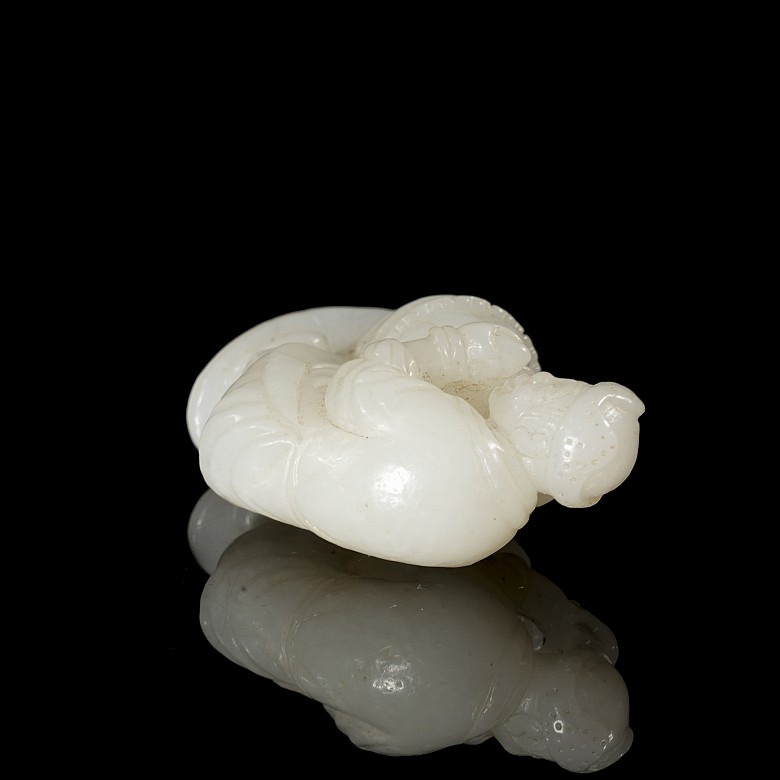 Carved jade figurine ‘Man with barrel’, Qing dynasty