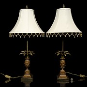 Almerich. Pair of lamps with pineapple base, 20th century