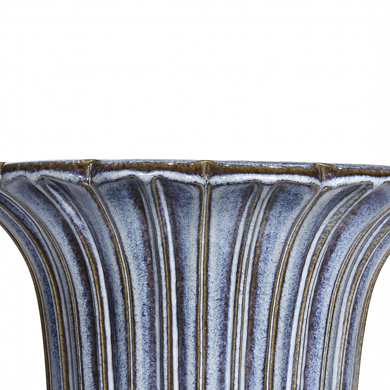 Large glazed ceramic goblet, Acanto, 20th century