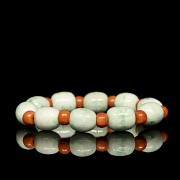 Jadeite and coloured bead bracelet, Qing dynasty