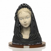 Bust with black mantilla, Lladró, 20th century