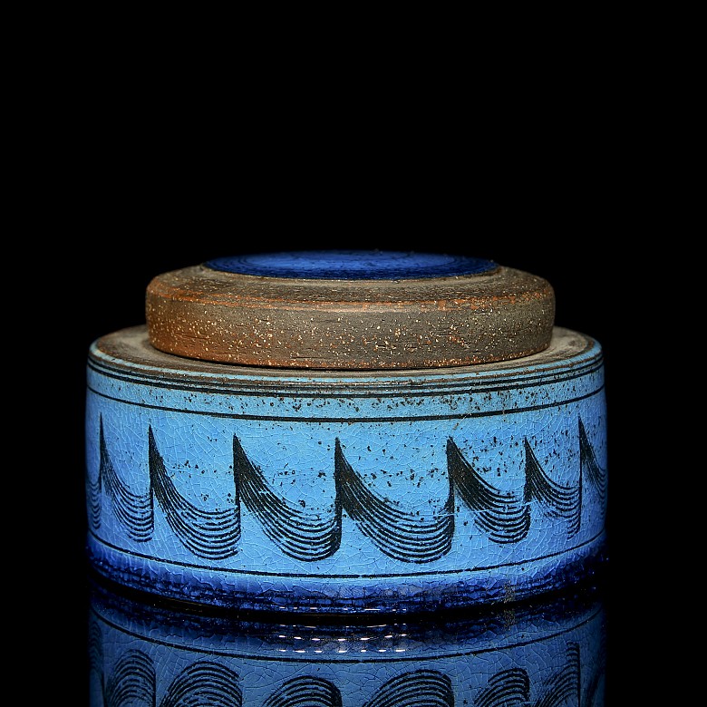 Nils Kähler (1906-1979) Blue vessel, 20th century