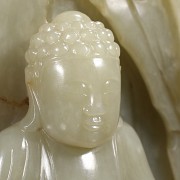 Carved jade figurine “Buddha in the grotto”, Qing dynasty