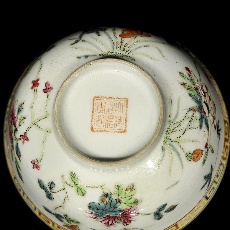 Porcelain bowl “Garden”, with Qing dynasty mark