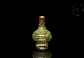 Small glazed ceramic vase, Song style