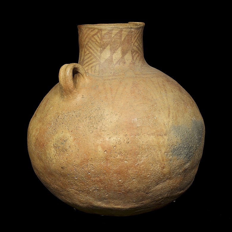 Large rounded ceramic jar, Neolithic (3rd - 2nd millennium B.C.)