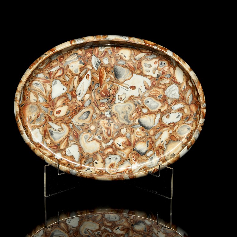 Glazed ceramic plate ‘Jasper’, with Qianlong stamp