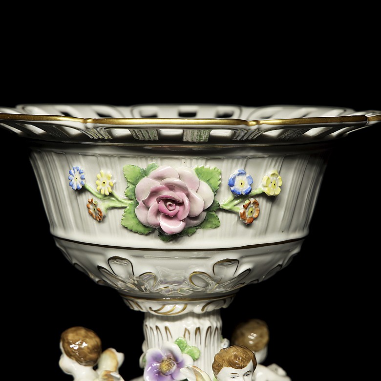 Von Schierholz ‘Fruit bowl with cherubs’, 20th century - 4