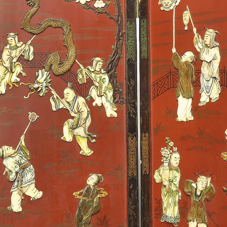 Inlaid lacquered wood folding screen, Qing dynasty