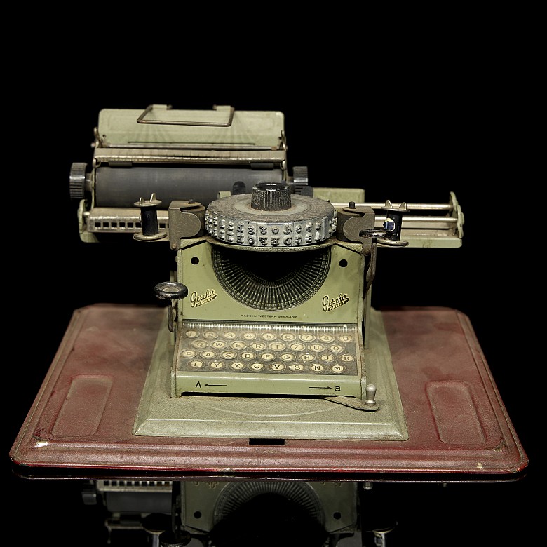 Typewriter ‘Junior GSN’, circa 1920